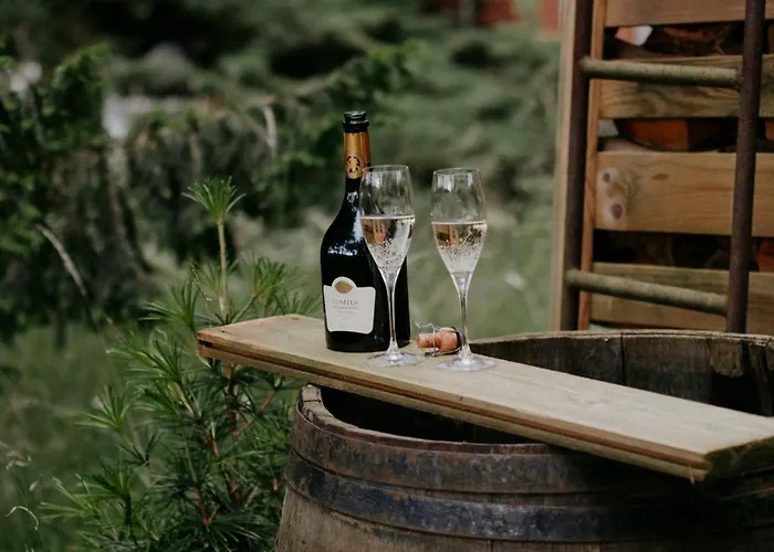 Paerchen Auszeit Am Rande Der Heide Tokajer *