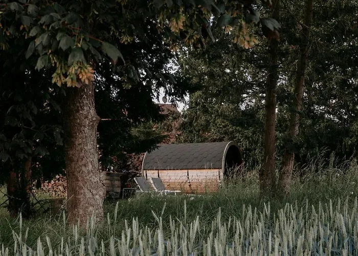 Paerchen Auszeit Am Rande Der Heide Tokajer * Schwienau